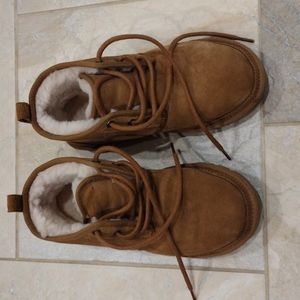 UGG Neumel boots